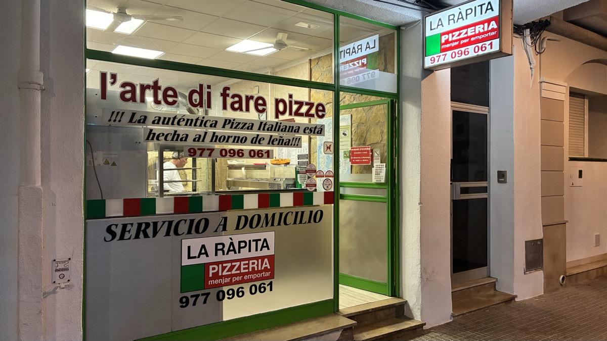 Pizzeria La Ràpita shopfront