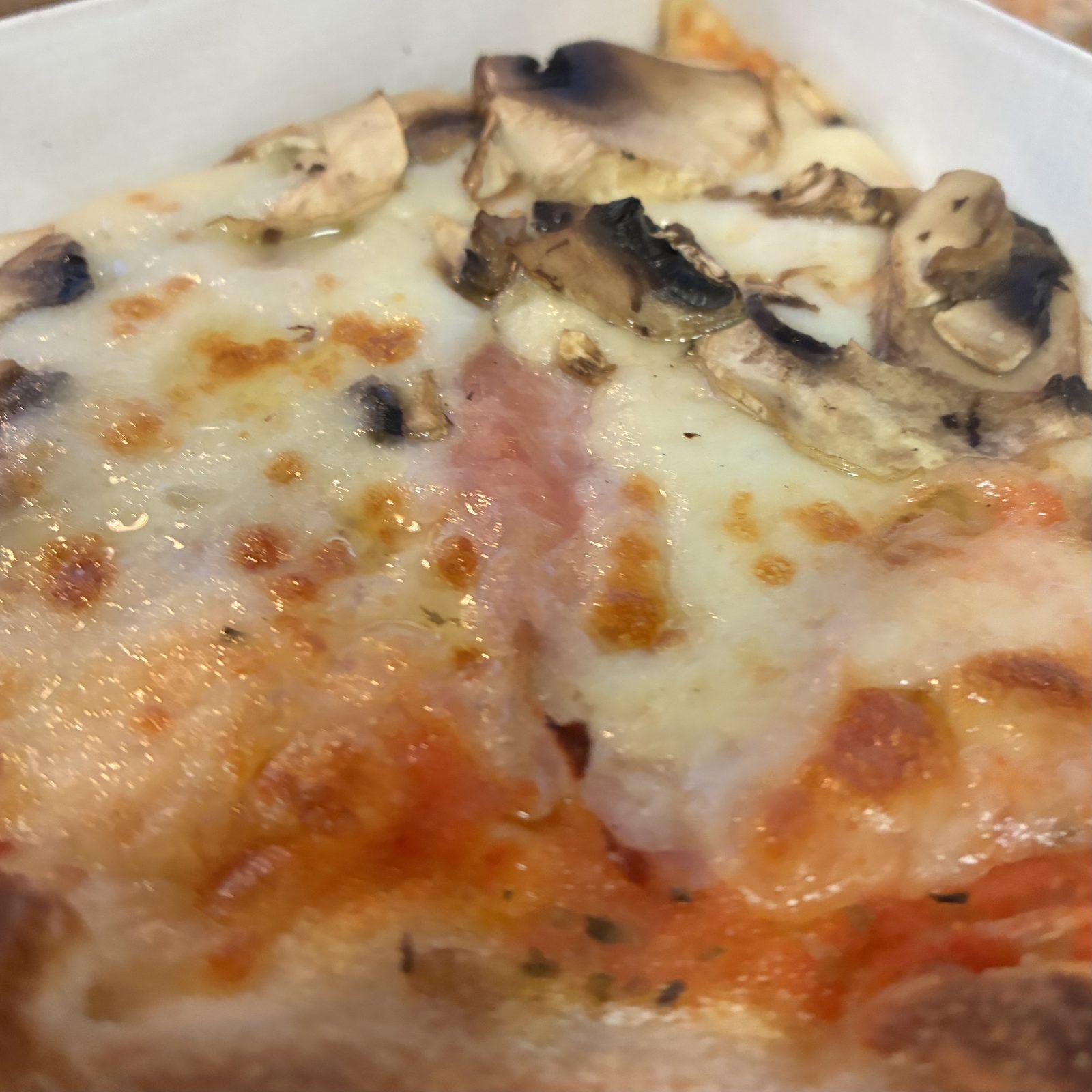 PROSCIUTTO E FUNGHI